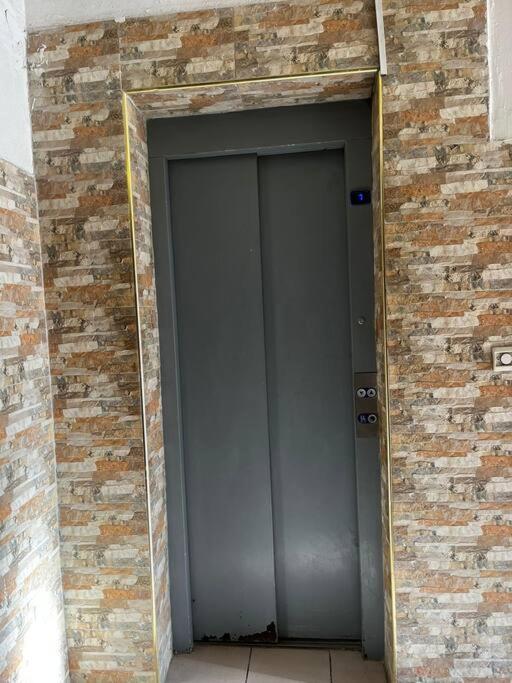 Appartement Almoustakbal Tanger Bagian luar foto